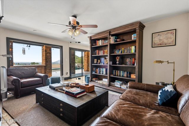 7525 N CLEARWATER Parkway, Paradise Valley, AZ 85253