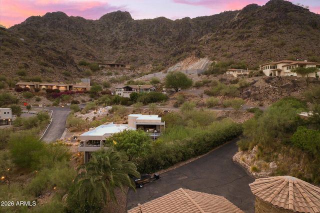 7525 N CLEARWATER Parkway, Paradise Valley, AZ 85253