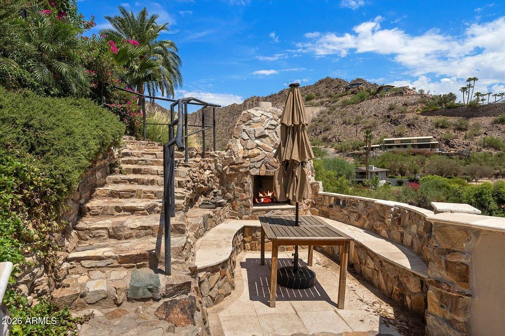 7525 N CLEARWATER Parkway, Paradise Valley, AZ 85253 — photo 4