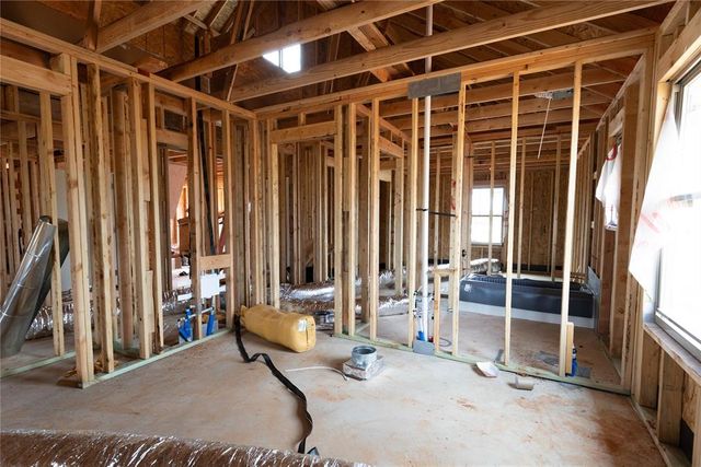 12217 SW 32nd Place, Yukon, OK 73099