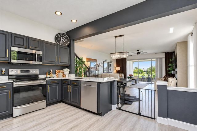 4826 BARNSTEAD DRIVE, Riverview, FL 33578