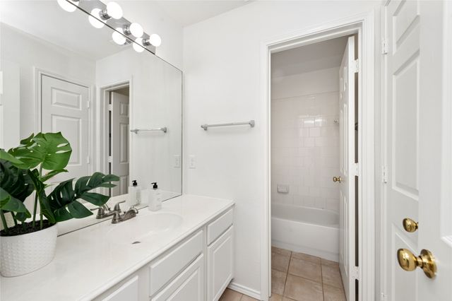 2337 Ravenhurst Drive, Plano, TX 75025