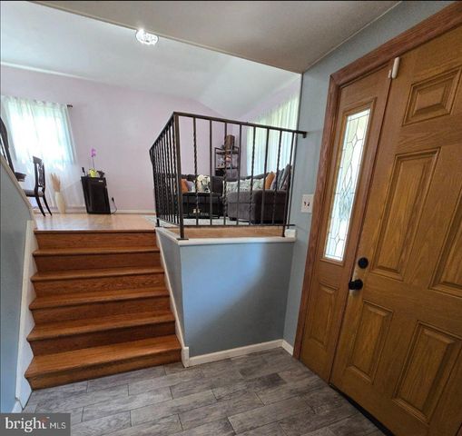 317 CAMBRIDGE RD, Cherry Hill, NJ 08034