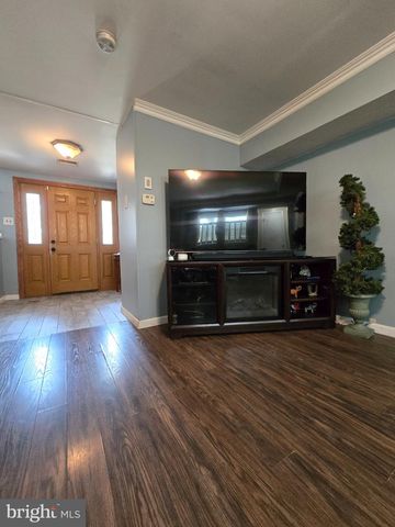 317 CAMBRIDGE RD, Cherry Hill, NJ 08034