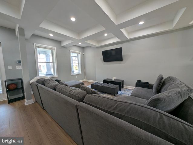 3812 NORFOLK AVE, Baltimore, MD 21216