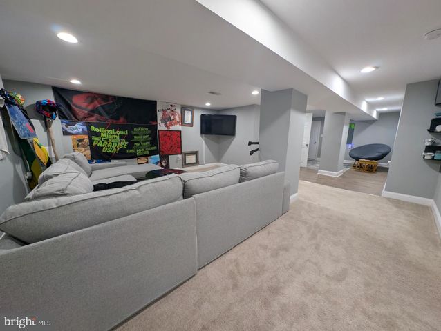 3812 NORFOLK AVE, Baltimore, MD 21216