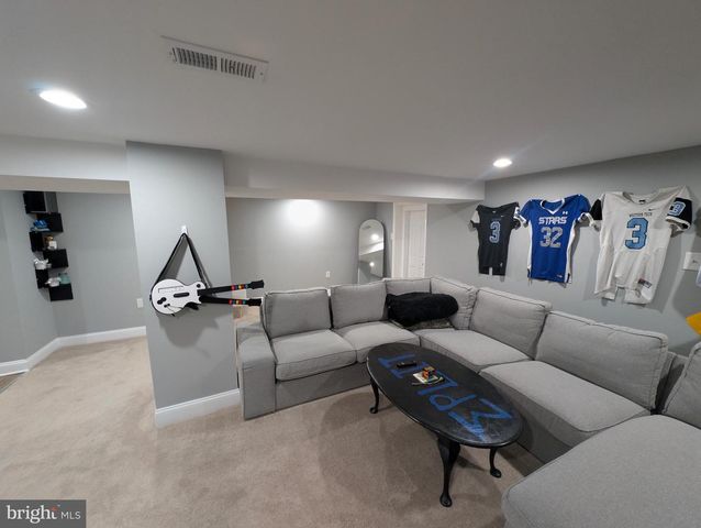 3812 NORFOLK AVE, Baltimore, MD 21216