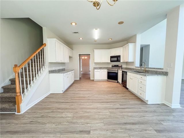 140 Dearing Woods Way, Covington, GA 30014