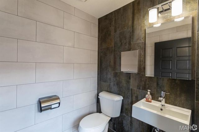 1480 Woodstone Drive 217-218, St Charles, MO 63304