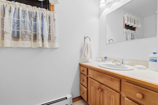 2140 Tanglewood Rd., Dighton, MA 02764