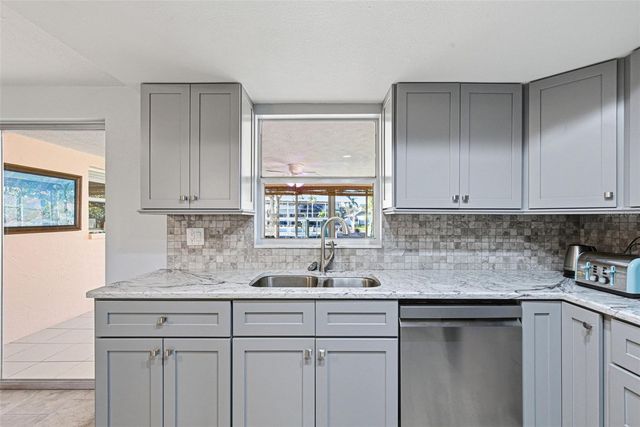 15631 BERTRAM DRIVE, Hudson, FL 34667