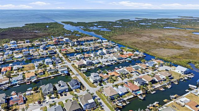 15631 BERTRAM DRIVE, Hudson, FL 34667