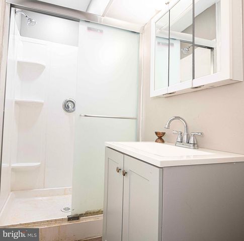 3323 PRESSTMAN ST, Baltimore, MD 21216