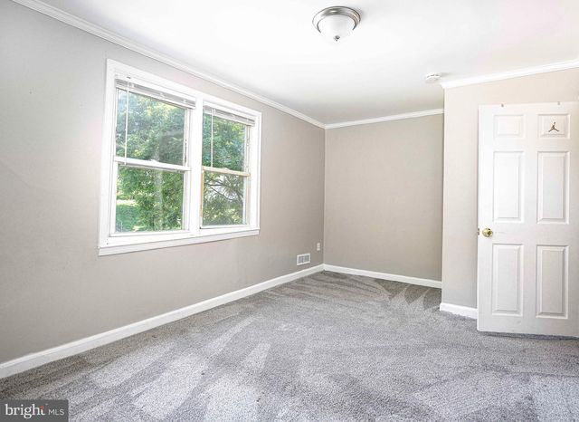 3323 PRESSTMAN ST, Baltimore, MD 21216