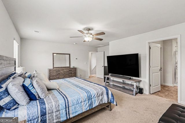 8233 Bluewater Drive, Fairburn, GA 30213