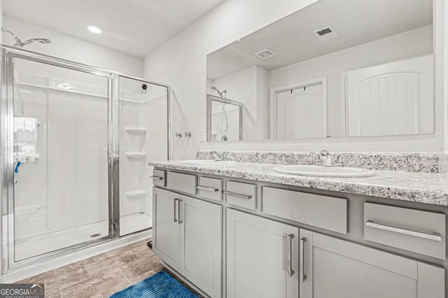 8233 Bluewater Drive, Fairburn, GA 30213
