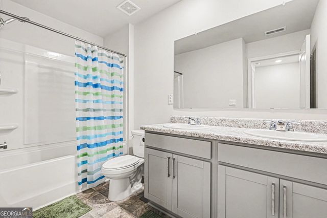 8233 Bluewater Drive, Fairburn, GA 30213