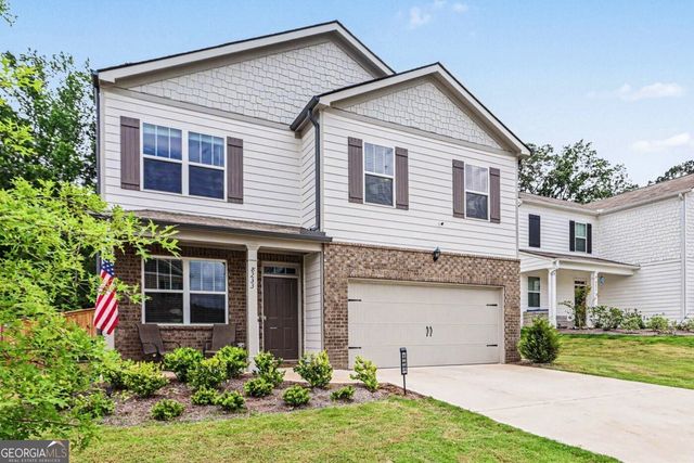 8233 Bluewater Drive, Fairburn, GA 30213