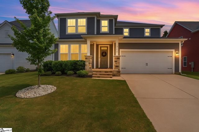 313 Foxbank Circle, Greer, SC 29651