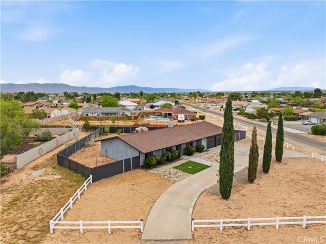 19125 Shoshonee Road, Apple Valley, CA 92307