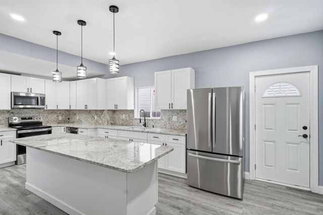 644 Stanley Avenue, Columbus, OH 43206