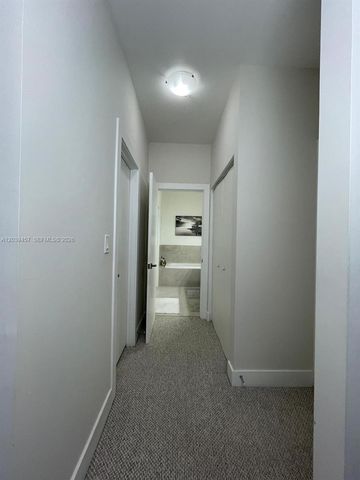 7243 NW 103rd Path, Doral, FL 33178