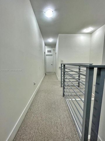 7243 NW 103rd Path, Doral, FL 33178