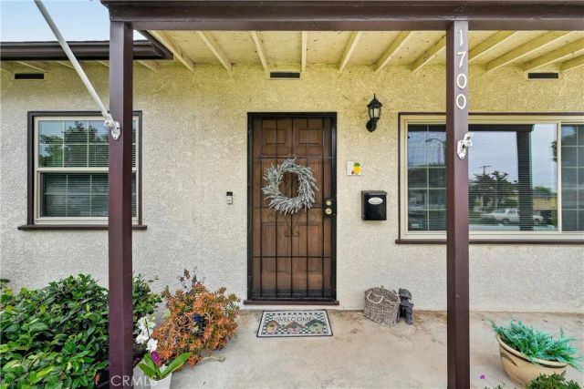 1700 W Ash, Fullerton, CA 92833