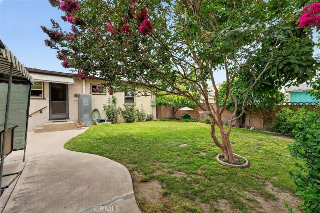 1700 W Ash, Fullerton, CA 92833