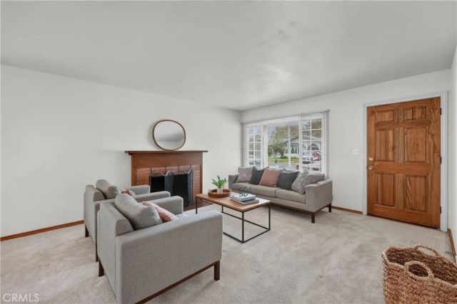 1700 W Ash, Fullerton, CA 92833