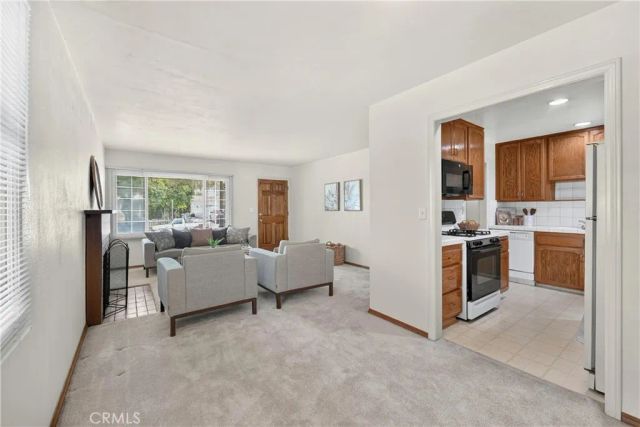 1700 W Ash, Fullerton, CA 92833