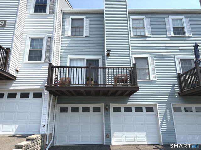 55 Mill Plain Road 9-2, Danbury, CT 06811