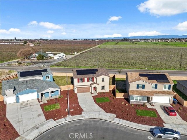 1482 W Clara, Fowler, CA 93625