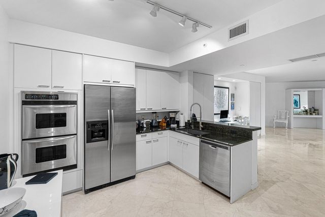 550 SE Mizner Boulevard B309, Boca Raton, FL 33432