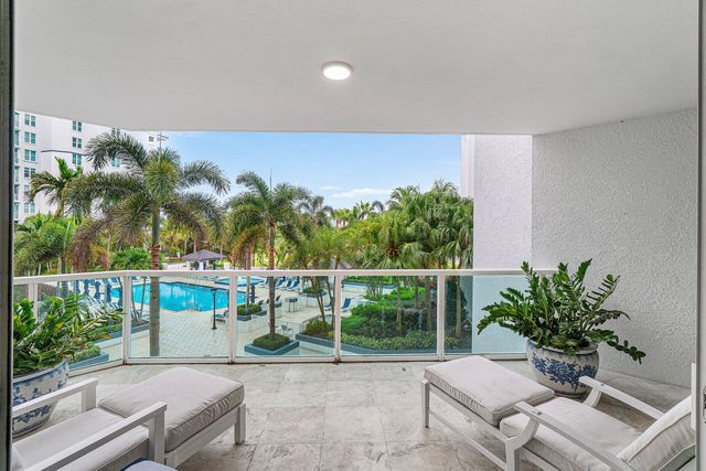 550 SE Mizner Boulevard B309, Boca Raton, FL 33432