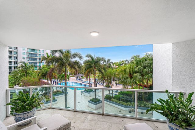 550 SE Mizner Boulevard B309, Boca Raton, FL 33432