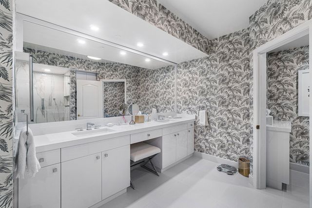 550 SE Mizner Boulevard B309, Boca Raton, FL 33432