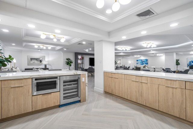 550 SE Mizner Boulevard B309, Boca Raton, FL 33432