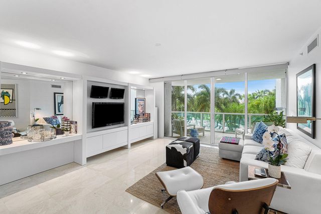 550 SE Mizner Boulevard B309, Boca Raton, FL 33432