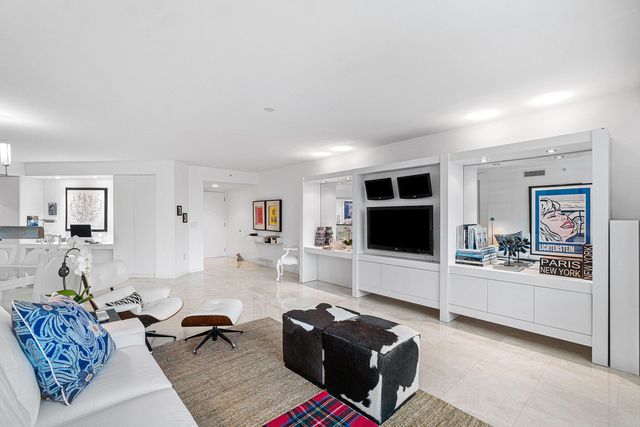 550 SE Mizner Boulevard B309, Boca Raton, FL 33432