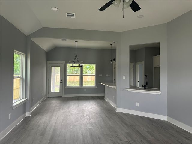 2591 Dove Crossing Lane, Navasota, TX 77868