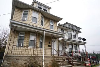 738 Edgar Rd, Elizabeth City, NJ 07202
