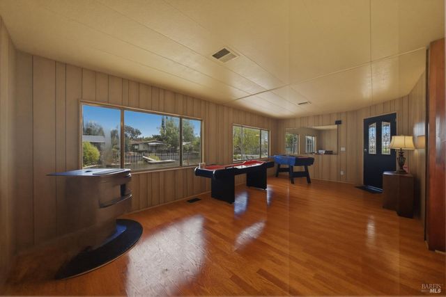 7272 Anchor Dr, Clearlake, CA 95422