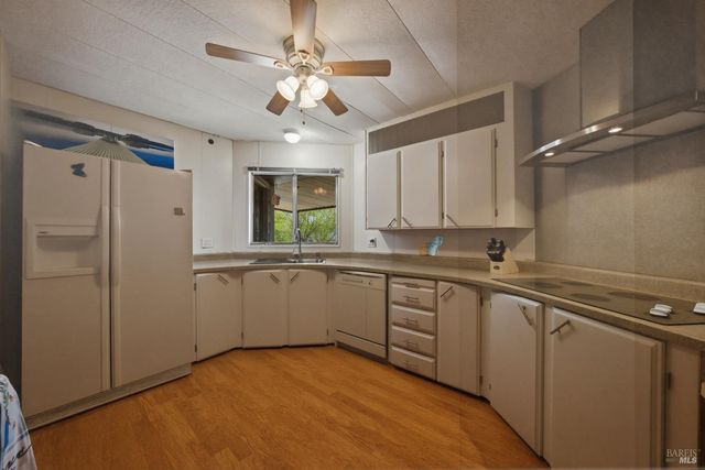 7272 Anchor Dr, Clearlake, CA 95422
