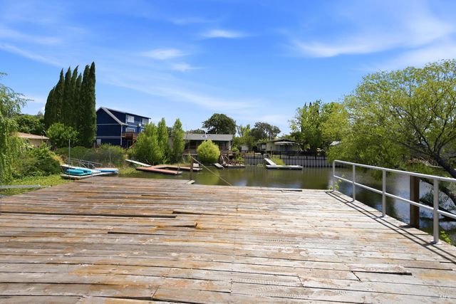7272 Anchor Dr, Clearlake, CA 95422