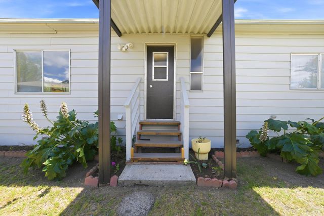7272 Anchor Dr, Clearlake, CA 95422