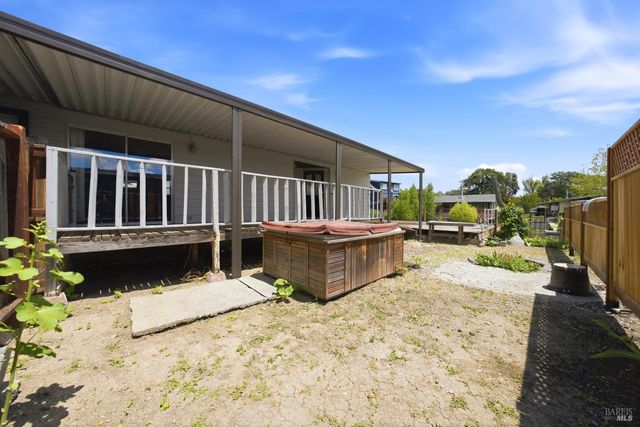 7272 Anchor Dr, Clearlake, CA 95422