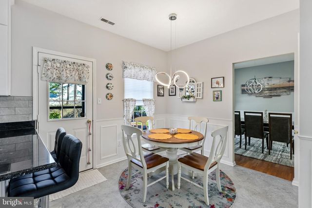 58 IRVING CT, Mays Landing, NJ 08330