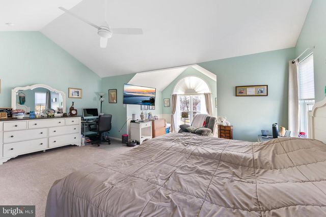 58 IRVING CT, Mays Landing, NJ 08330