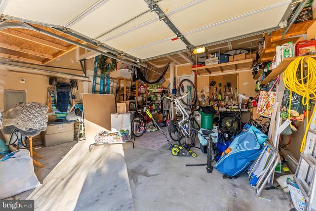 58 IRVING CT, Mays Landing, NJ 08330